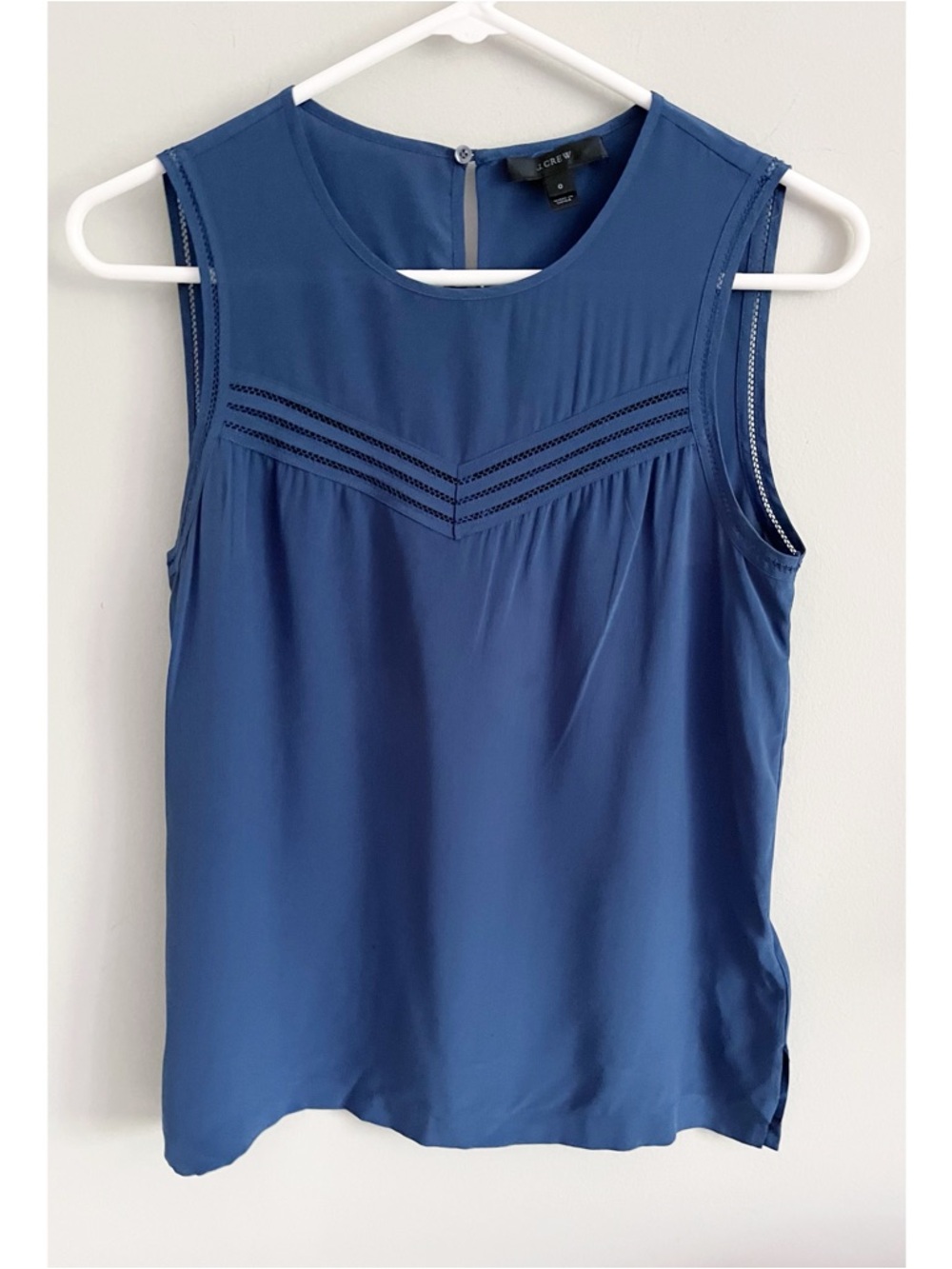 J Crew navy blue silk sleeveless blouse sz 0